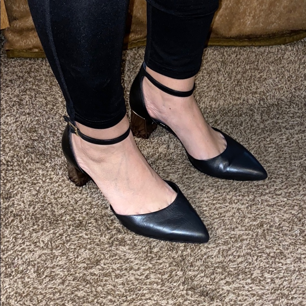 Rockport woman’s shoes